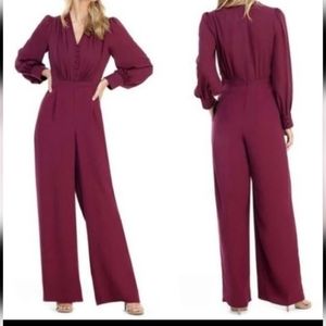 Gal Meets Glam Boysenberry V-neck, long sleeve Jumpsuit NWT size 6